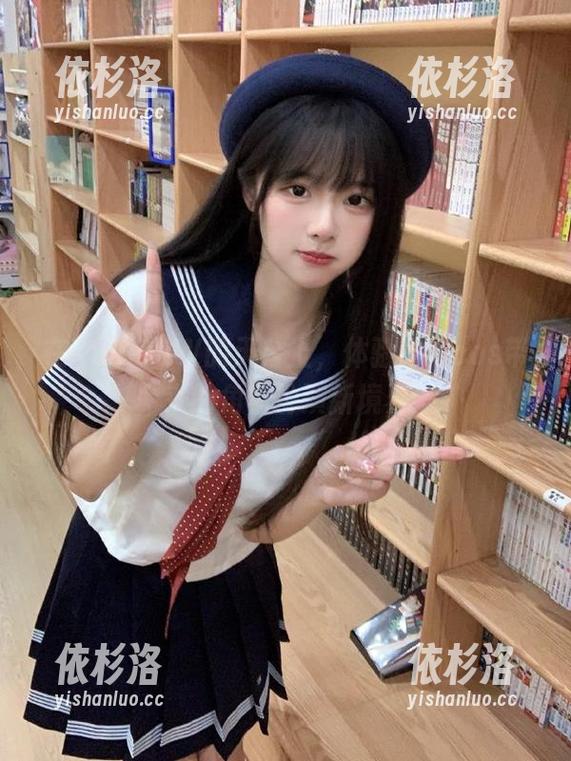 Kuuko W 在Kuuko W的天台上,体验高清cos带来的角色扮演新境界